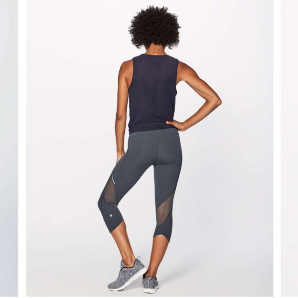Lululemon FULL ON LUXTREME Crop (19") Grey - Picture 2 of 12